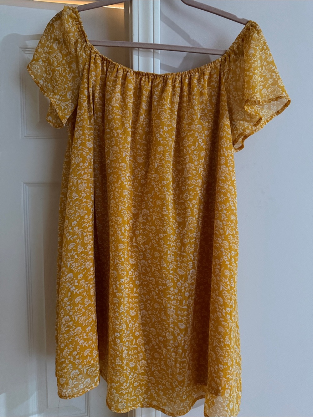 Forever 21 Yellow Floral Off-Shoulder